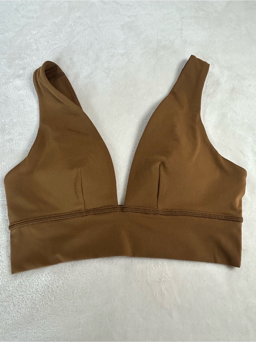 Vuori All The Feels Triangle Bra Rum Women’s Size M - Picture 3 of 16